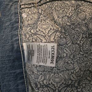 Blue Ornate Patterned Medium Wash Jeans